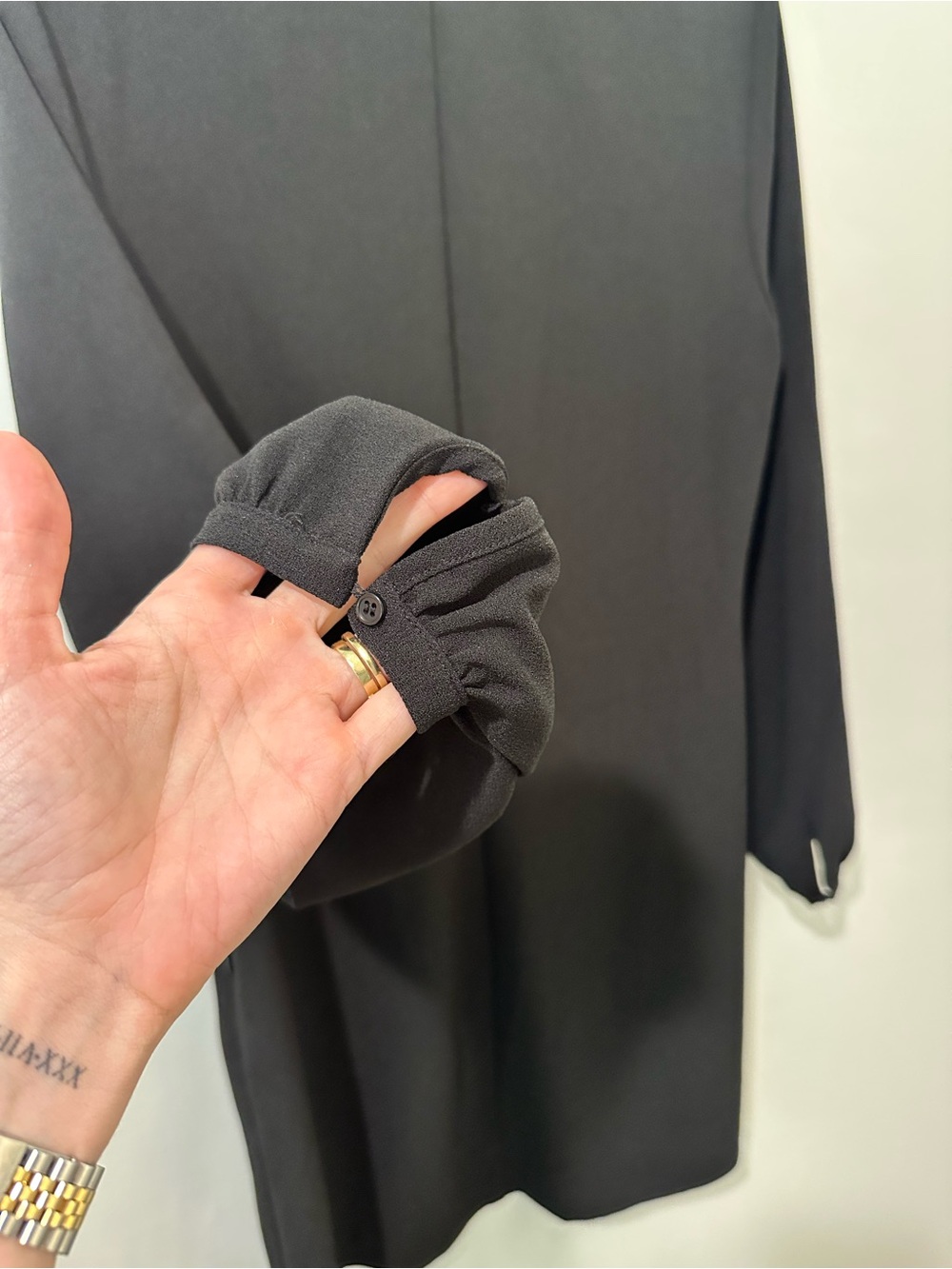 Charles Henry Black V-Neck Long Sleeve Dress - Picture 4 of 4